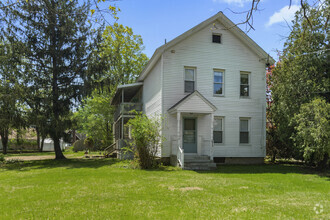 Building Photo - 671 Cornwall Ave