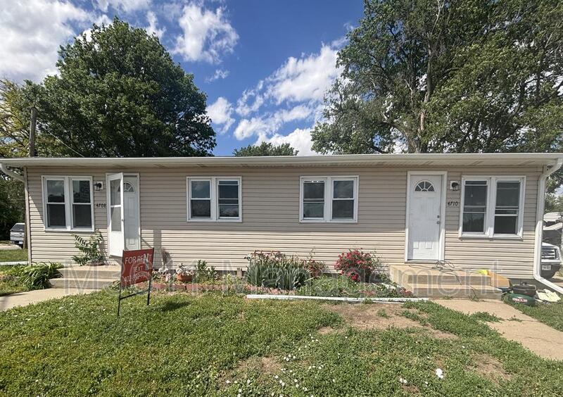 Foto principal - 4708 Adams St
