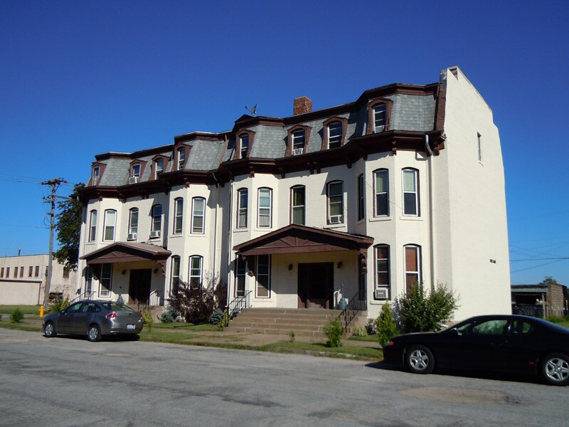 Primary Photo - 1301-1305 2nd Ave