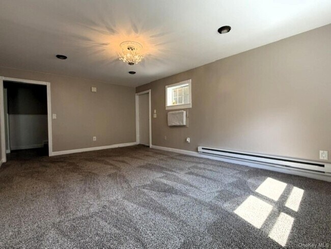 Foto del edificio - 315 Fox Run Ln