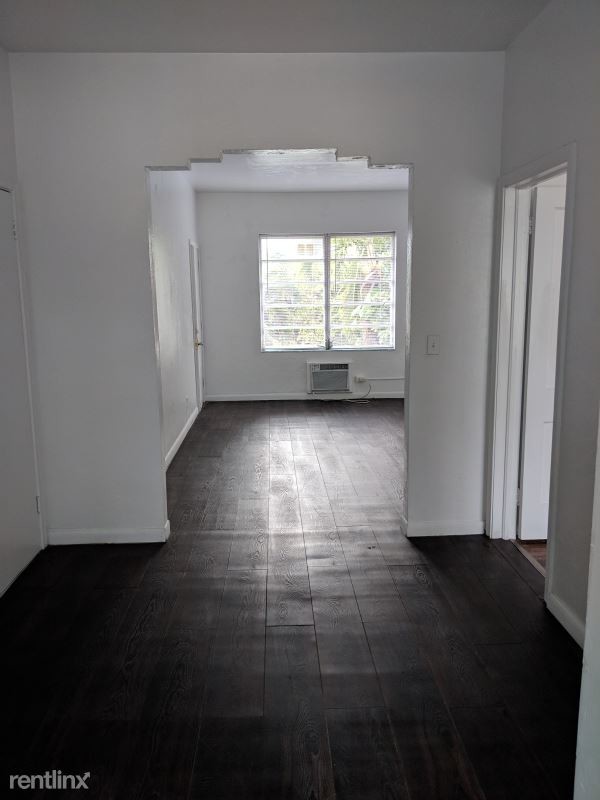 Building Photo - 725 Lenox Ave