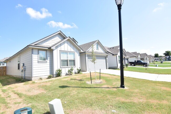 Foto del edificio - 1424 Merritt Rd