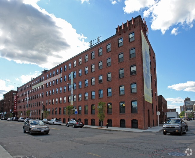 Building Photo - The 1850
