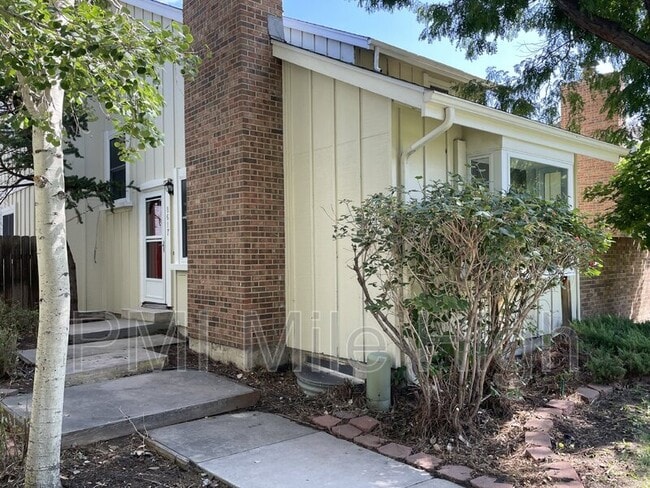 Building Photo - 8617 Garland Ct