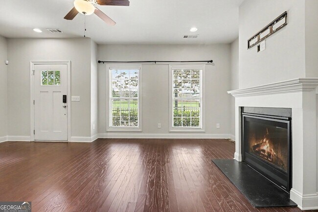 Foto del edificio - 898 Westmoreland Circle Northwest