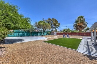 Building Photo - 2400 Sherman Pl