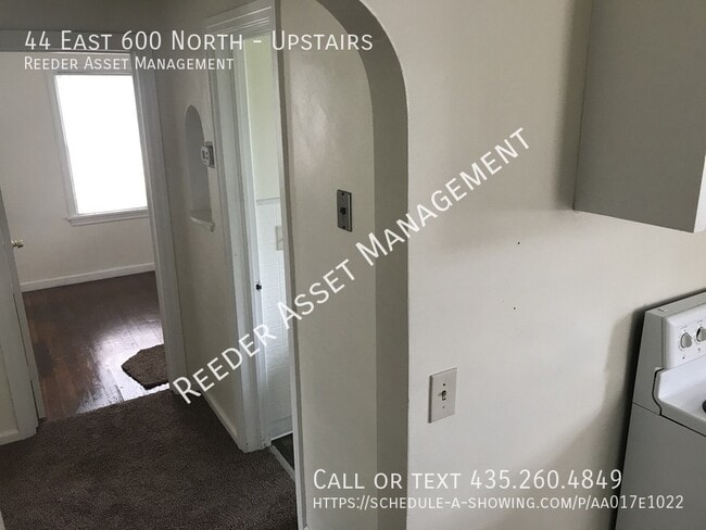 Building Photo - 44 E 600 N