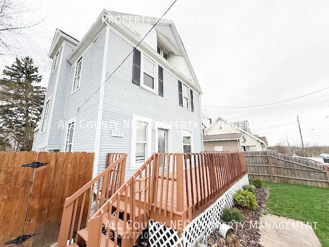 Building Photo - 182 Paris Ave