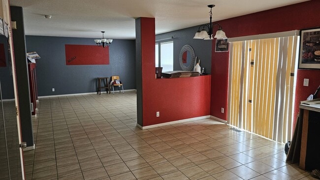 Foto del edificio - 5570 N Laredo Ct