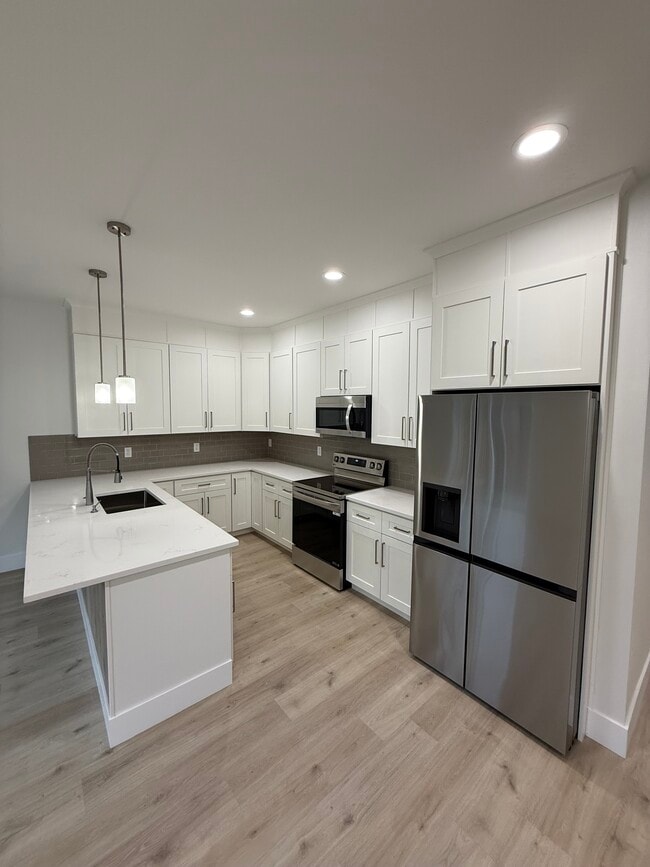 Building Photo - 3127 N Fruitland Ln