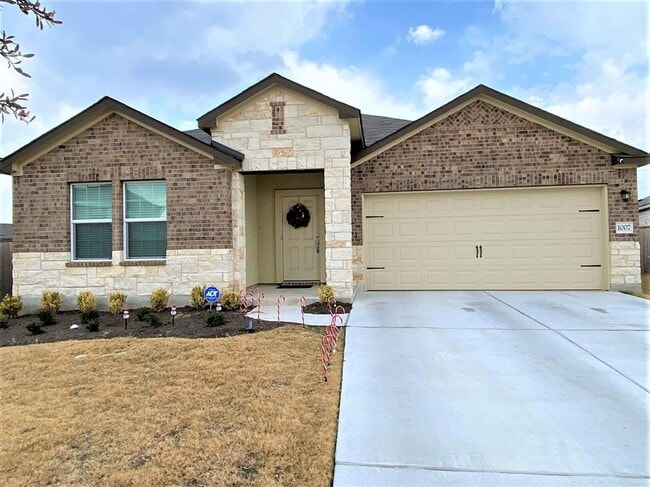 Building Photo - 1007 Wolseley Cv