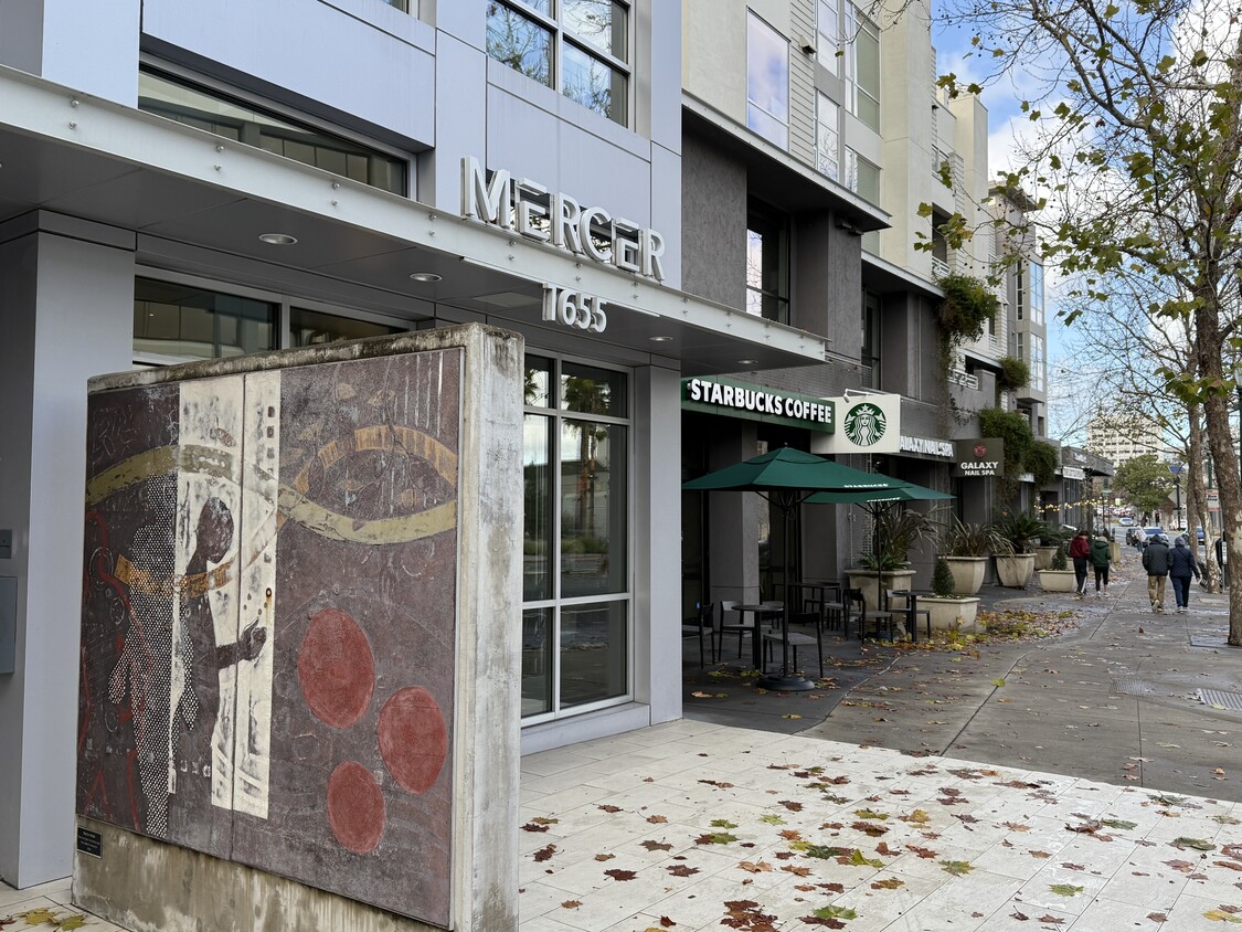 A convenient Starbucks located right at the entrance. - 1655 N California Blvd