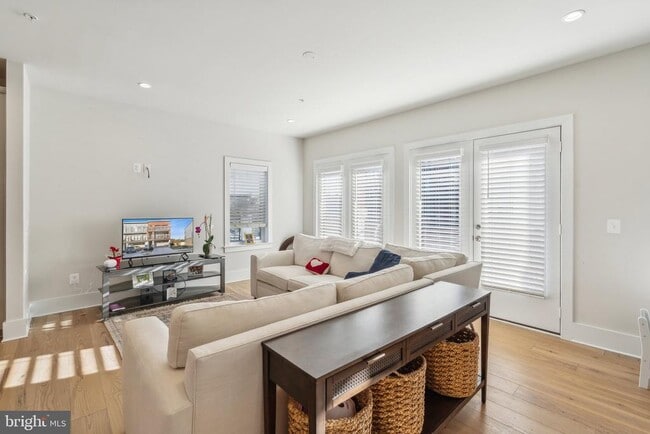 Foto del edificio - 20061 Old Line Terrace