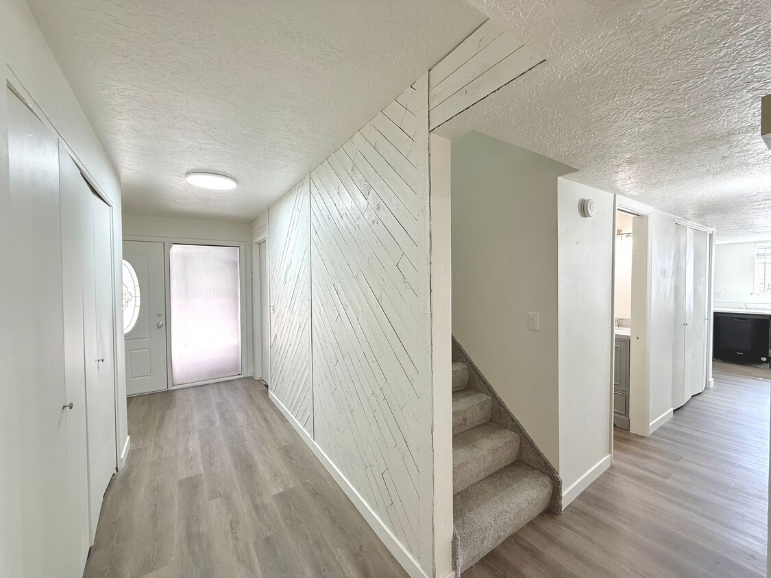 Open House June 20th | 3 Bedroom Townhome in Holladay - Open House June 20th | 3 Bedroom Townhome in Holladay