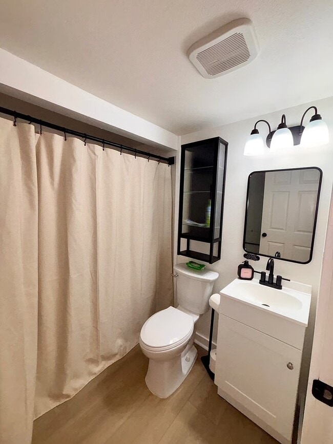 Foto del edificio - 923 Pleasant Ave