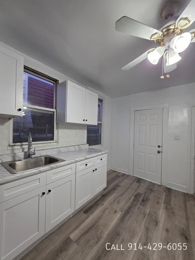 Photo - 120 Waverly St Apartment