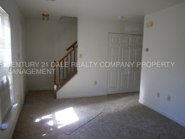 Foto del edificio - 2 Bedroom Condo in York Suburban