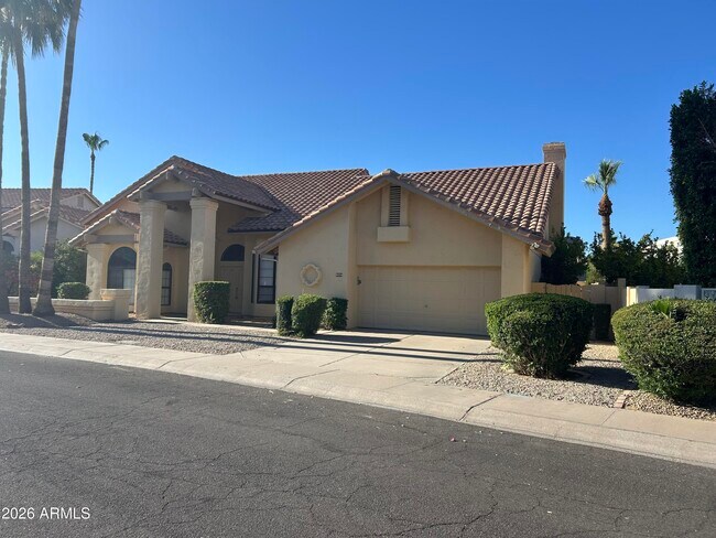 Building Photo - 9274 E Corrine Dr