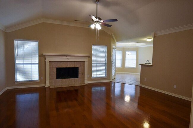 Building Photo - 1814 Callender Hill Rd