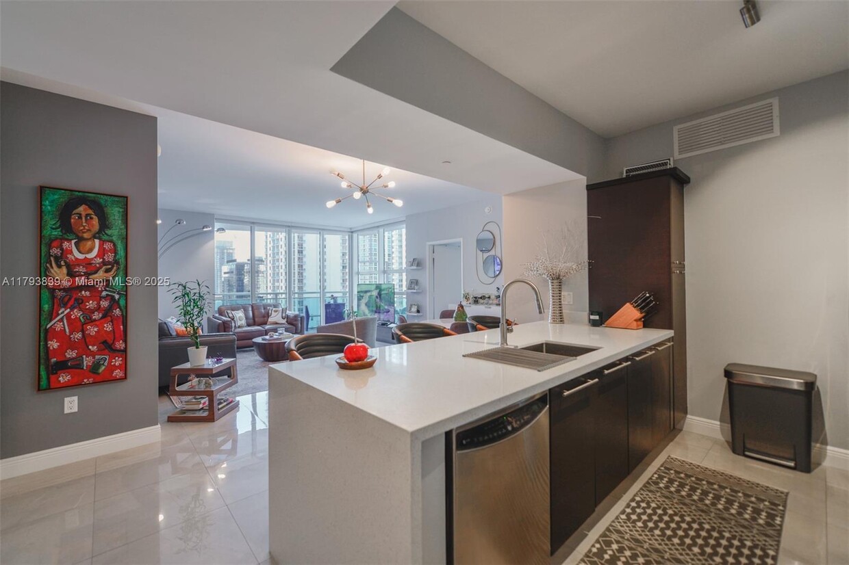 Foto principal - 951 Brickell Ave