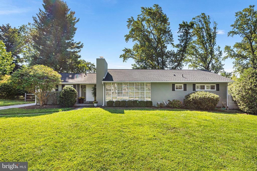 Foto principal - 418 School Ln