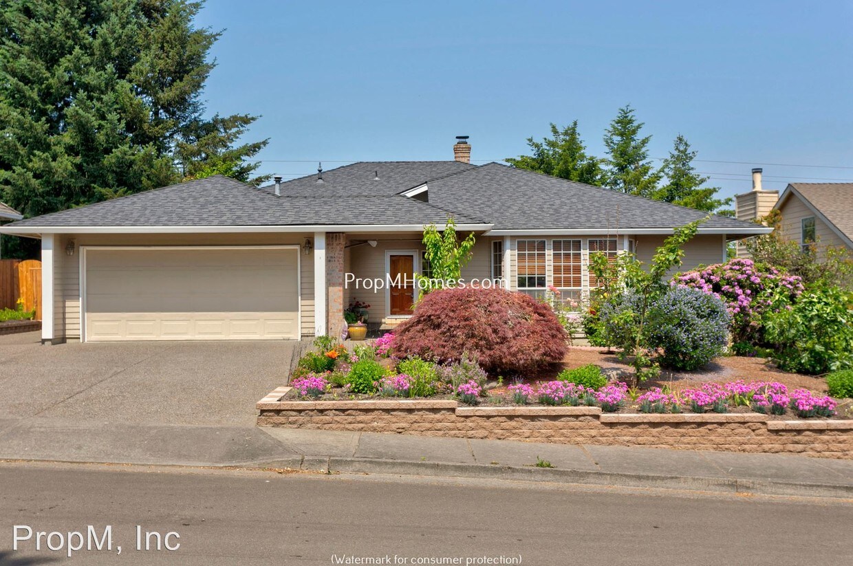 Primary Photo - 3 br, 2 bath House - 5880 NW Simnasho Drive