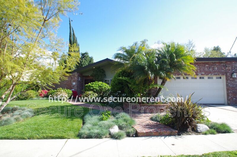 Primary Photo - 23338 Los Encinos Way