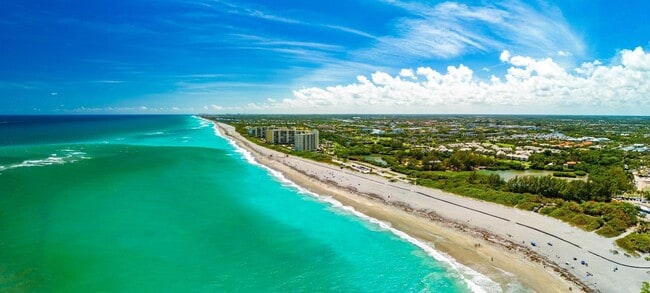 Foto del edificio - 300 N Hwy A1A