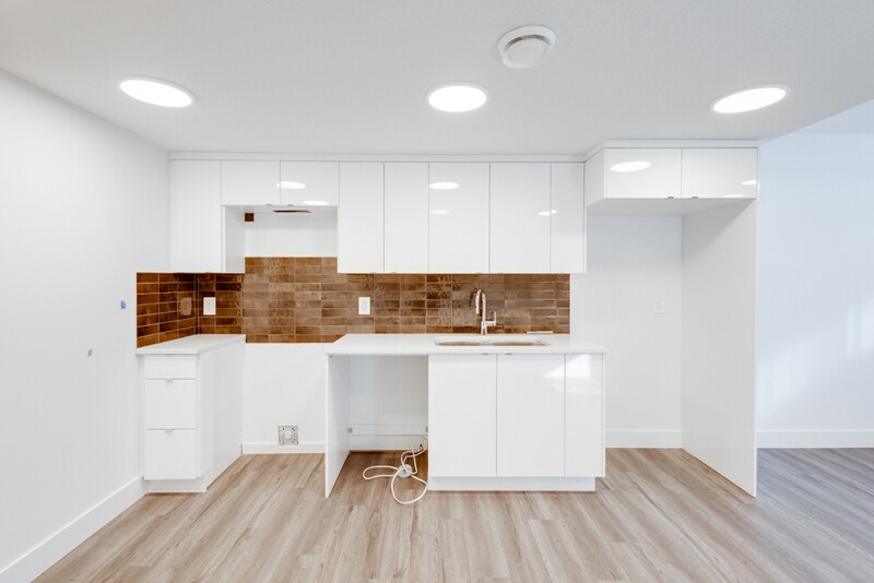 1472 Keswick Dr SW, Edmonton, AB T6W 1A5 House for Rent in Edmonton, AB