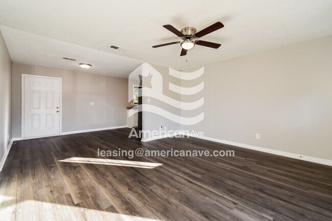 Building Photo - 4935 Lisa Ct