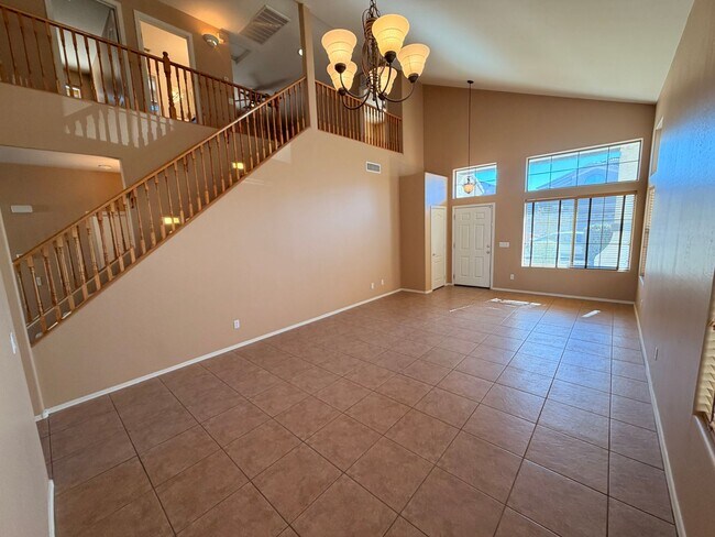 Building Photo - Spacious 4 Bedroom, 2.5 Bath Two-Story Surprise Home with Loft & 2-Car Garage