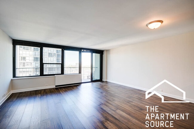 Building Photo - 1560 N Sandburg Terrace