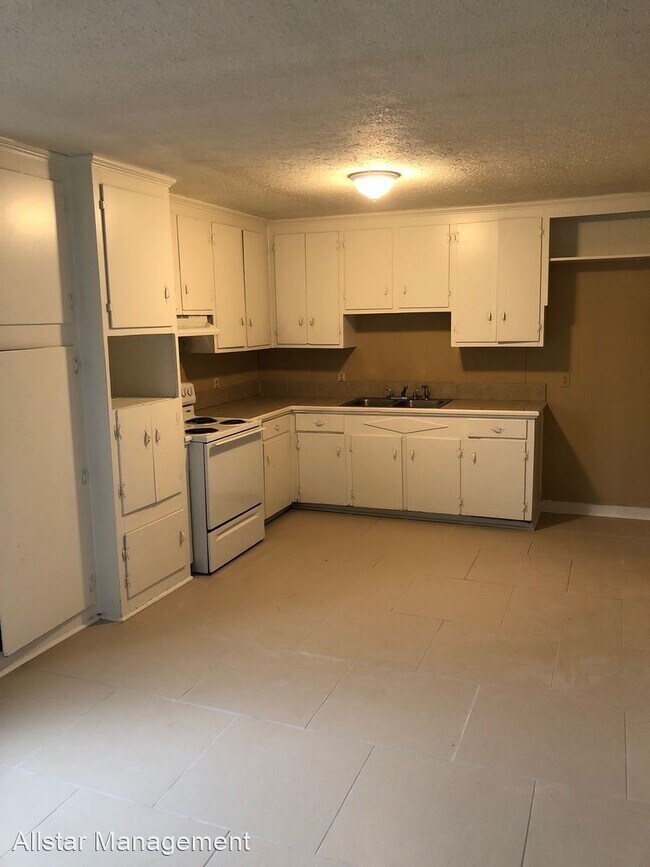 Foto del edificio - 3 br, 1 bath House - 3443 Marguerite Drive