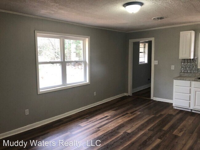 Building Photo - 3 br, 2 bath House - 1276 Crump Rd