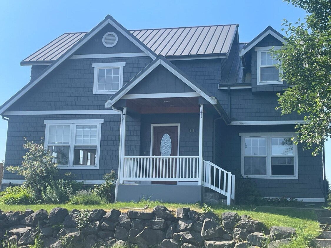 1316 E Backswing Ln, Freeland, WA 98249 House Rental in Freeland, WA