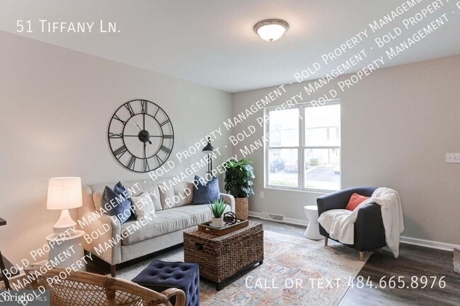 Foto del edificio - 51 Tiffany Ln