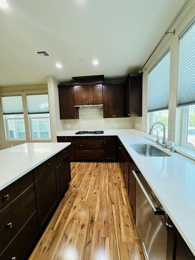Building Photo - 4285 Trolan Ln