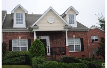 Building Photo - 1308 Decatur Cir