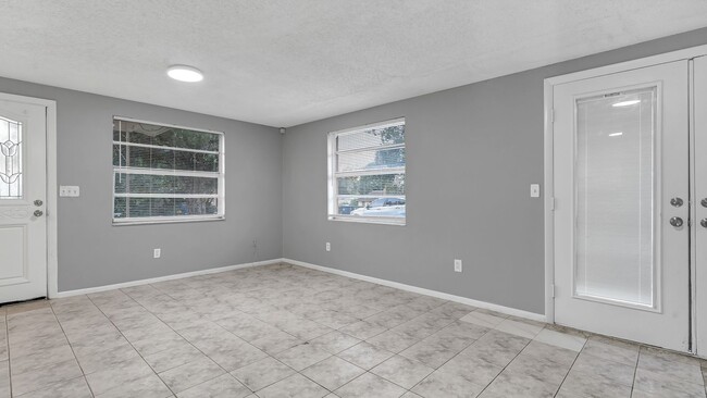 Building Photo - 3614 N 55th St