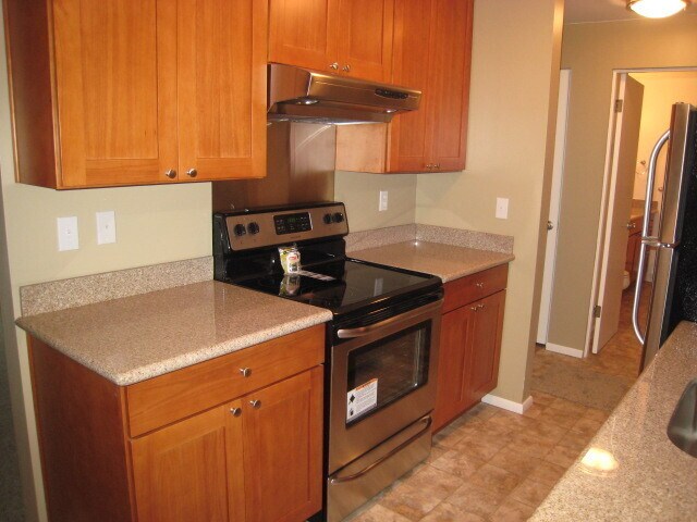 Building Photo - Bright & Updated 1-Bedroom, 1-Bath Unit with Modern Finishes