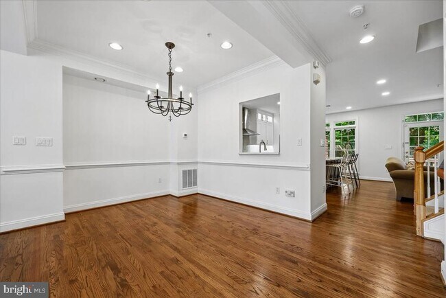 Foto del edificio - 10539 Tuckerman Heights Cir