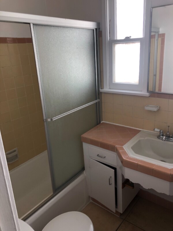 1012 Hammond St Unit h5, West Hollywood, CA 90069 Room for Rent in