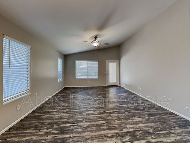 Building Photo - 44824 W Woody Rd