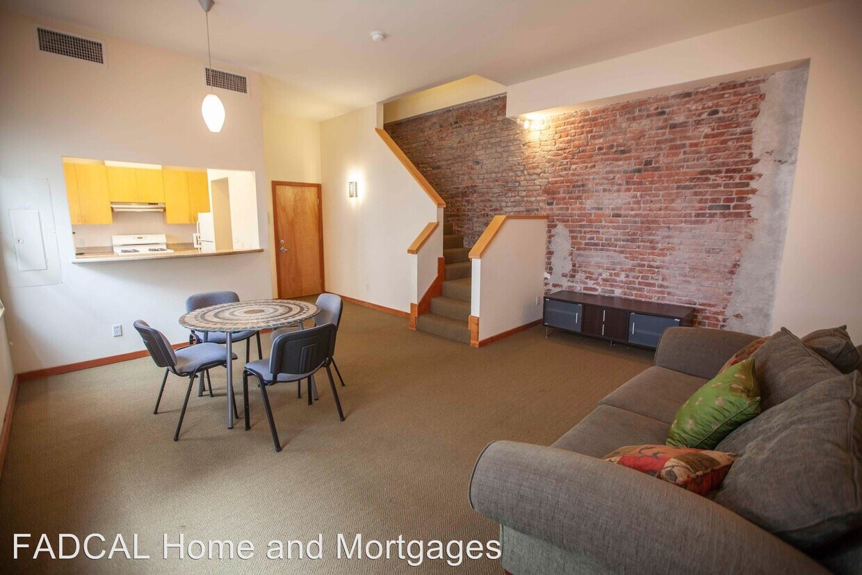 Foto principal - 883 Sacramento St