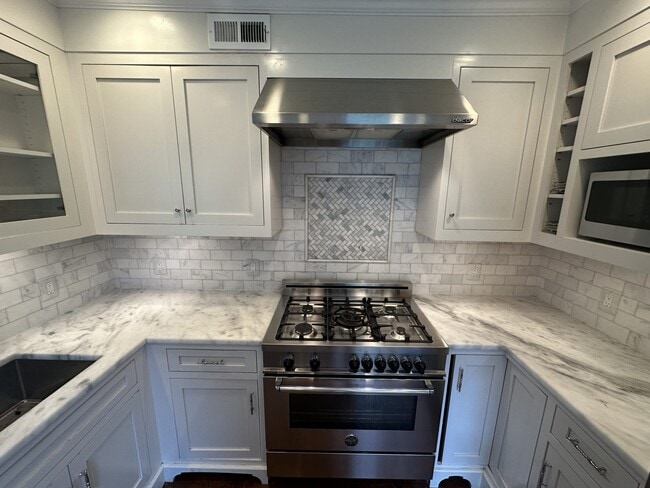 Foto del edificio - 1130 K St SE