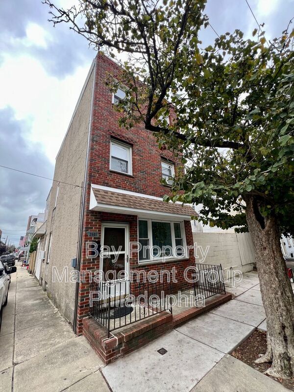 Building Photo - 2607 Sepviva St