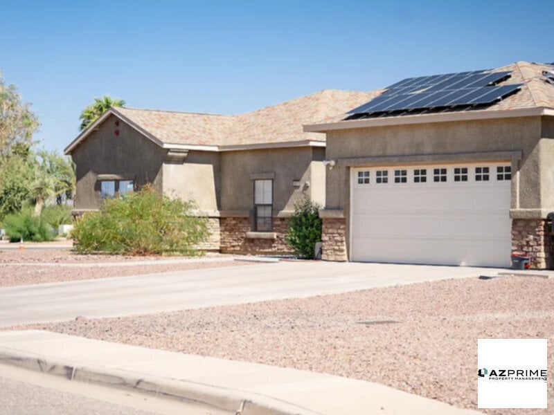 Foto principal - Single family residence