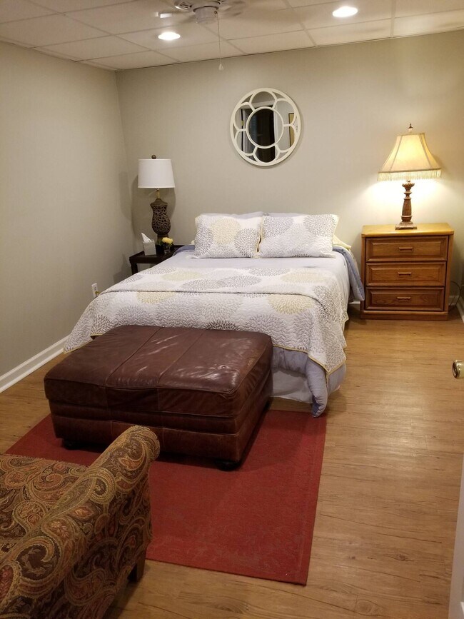 Foto del edificio - 2027 Lynwood Dr