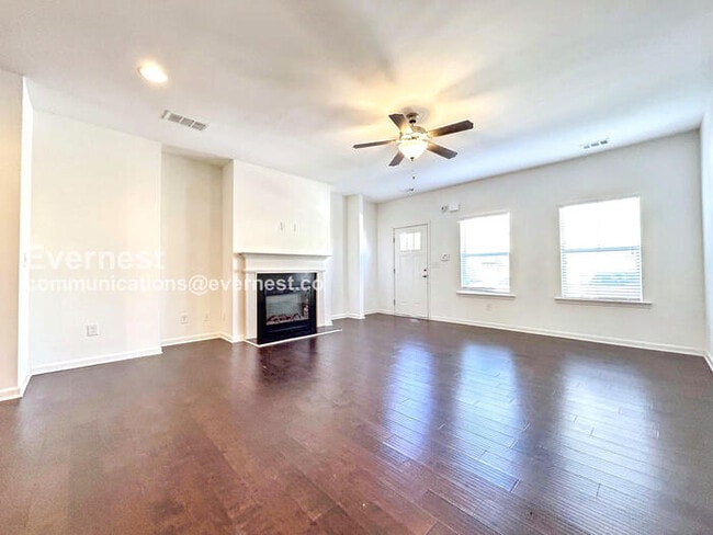 Building Photo - 911 Ambient Way