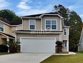 Building Photo - 8824 Shadowglen Dr